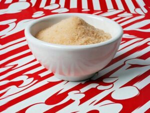onion powder Powder in a white bowl