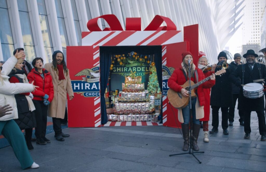 Ghirardelli Gift Box pop up
