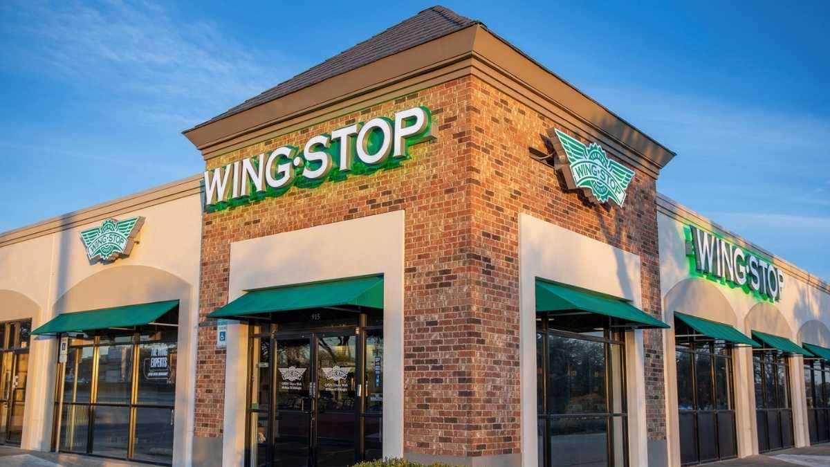 Wingstop Opens 3,000th Location, Expands Footprint by 50 Percent in Two Years